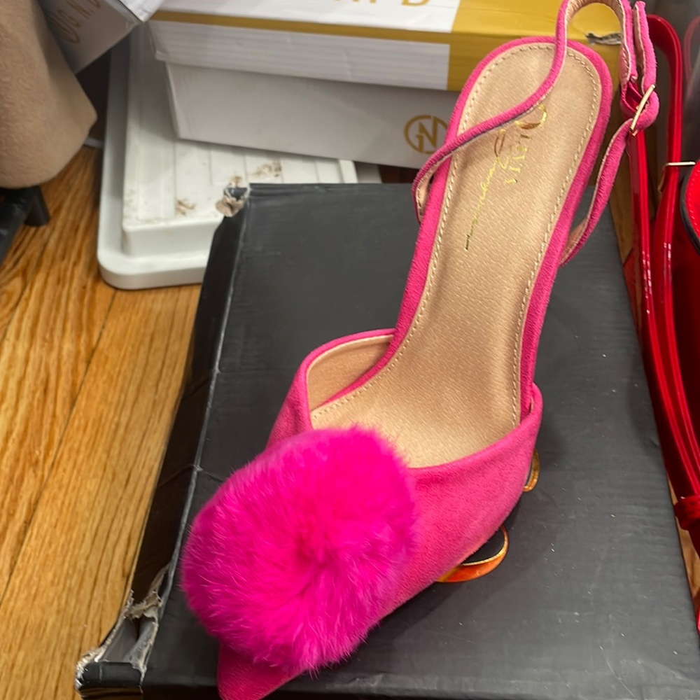 Fushia Pointed Toe Sling back.